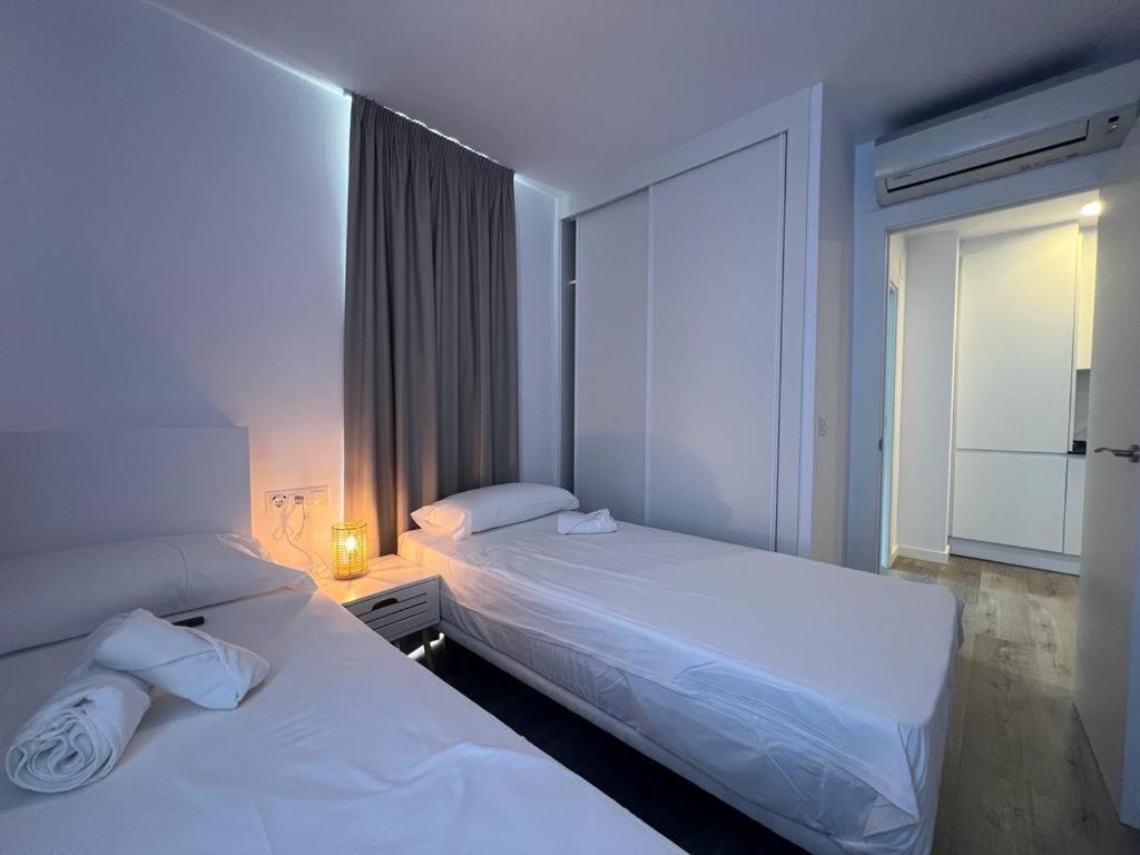 Apartamentos Aurea Pal 8 Y Gran Atenea Esperanto 5 Benidorm Kültér fotó
