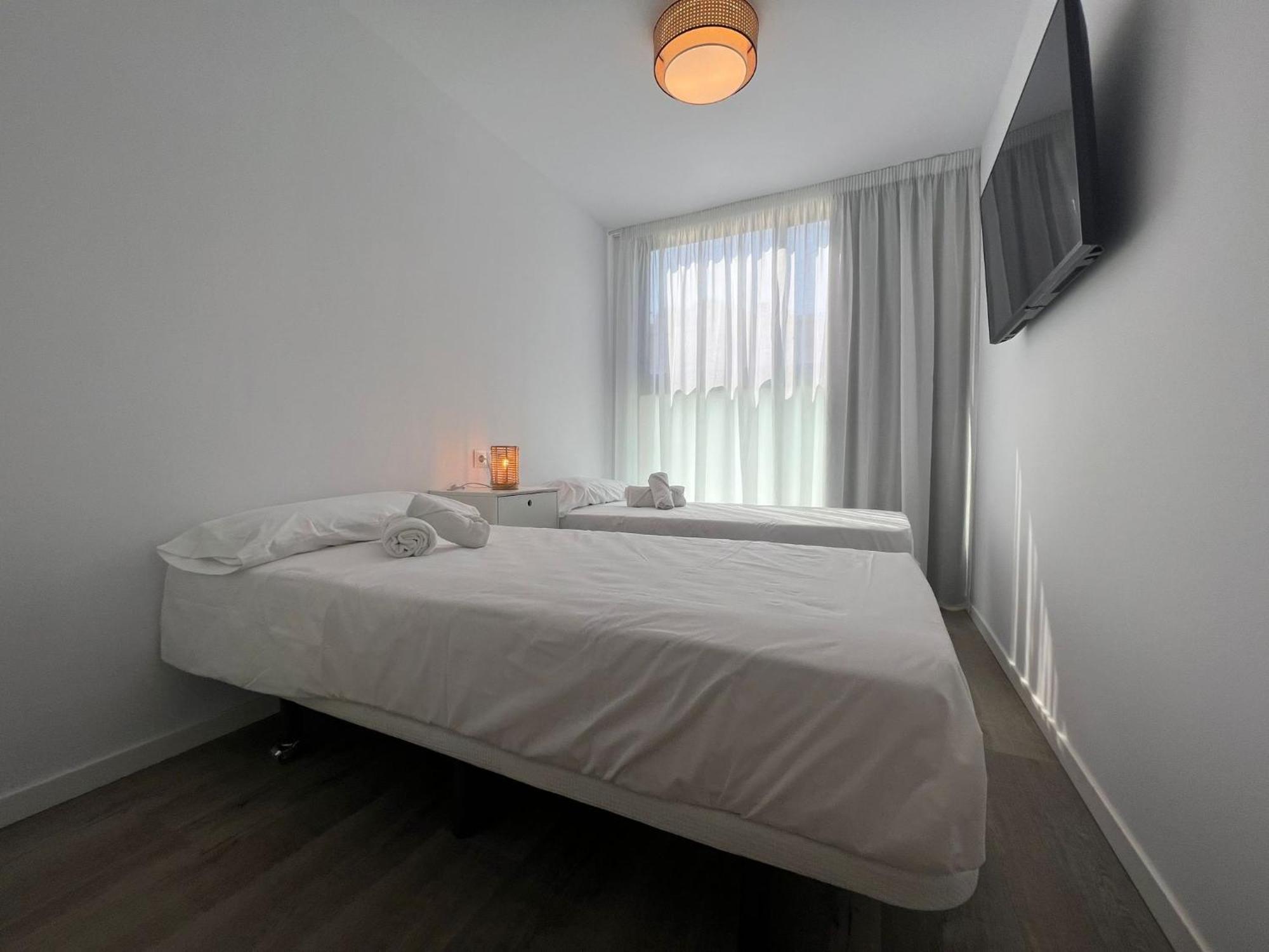 Apartamentos Aurea Pal 8 Y Gran Atenea Esperanto 5 Benidorm Kültér fotó
