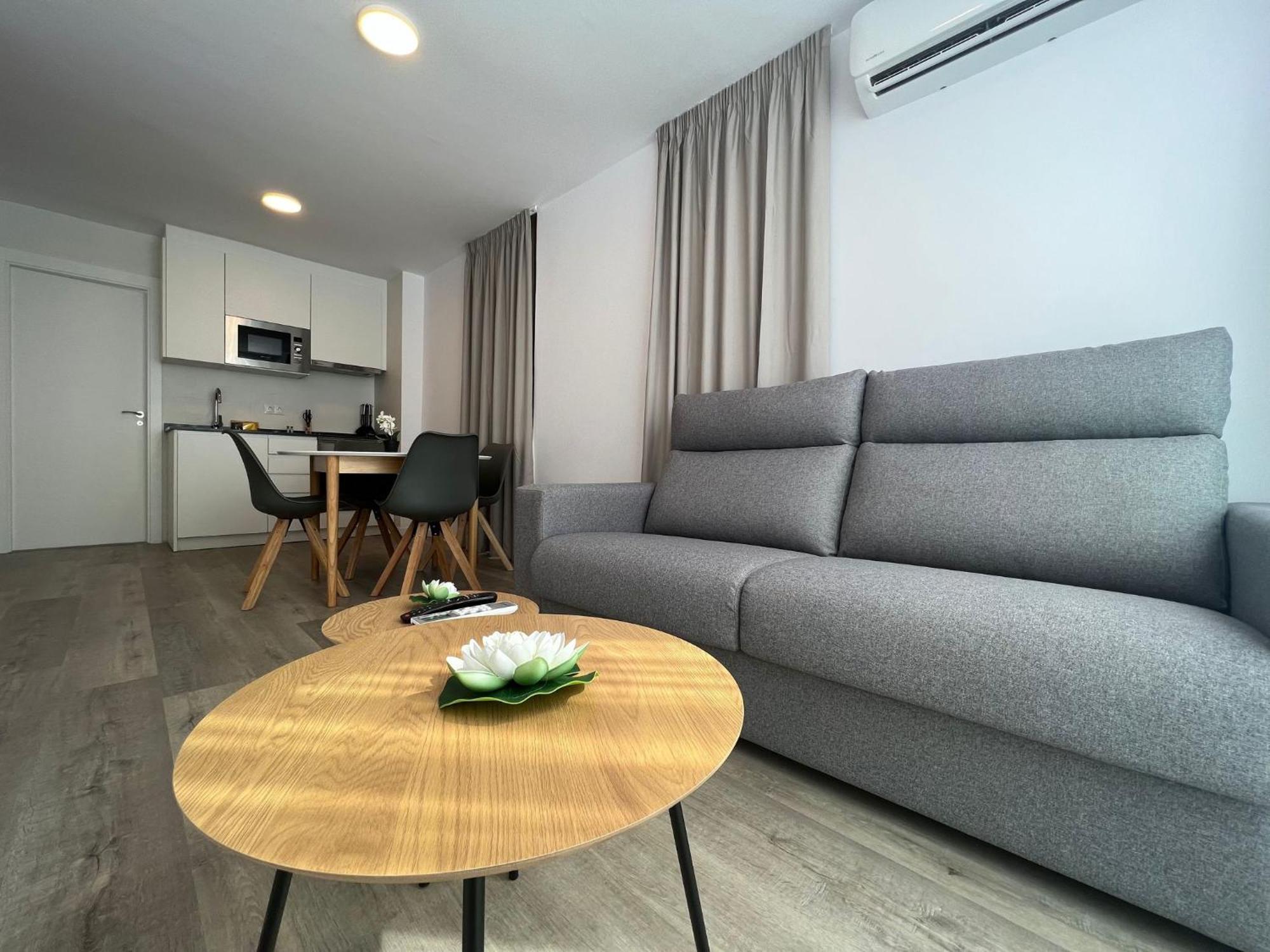 Apartamentos Aurea Pal 8 Y Gran Atenea Esperanto 5 Benidorm Kültér fotó