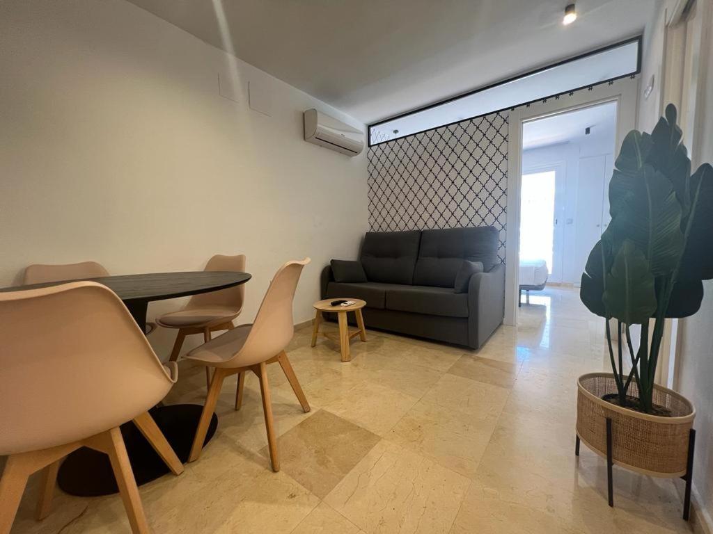 Apartamentos Aurea Pal 8 Y Gran Atenea Esperanto 5 Benidorm Kültér fotó